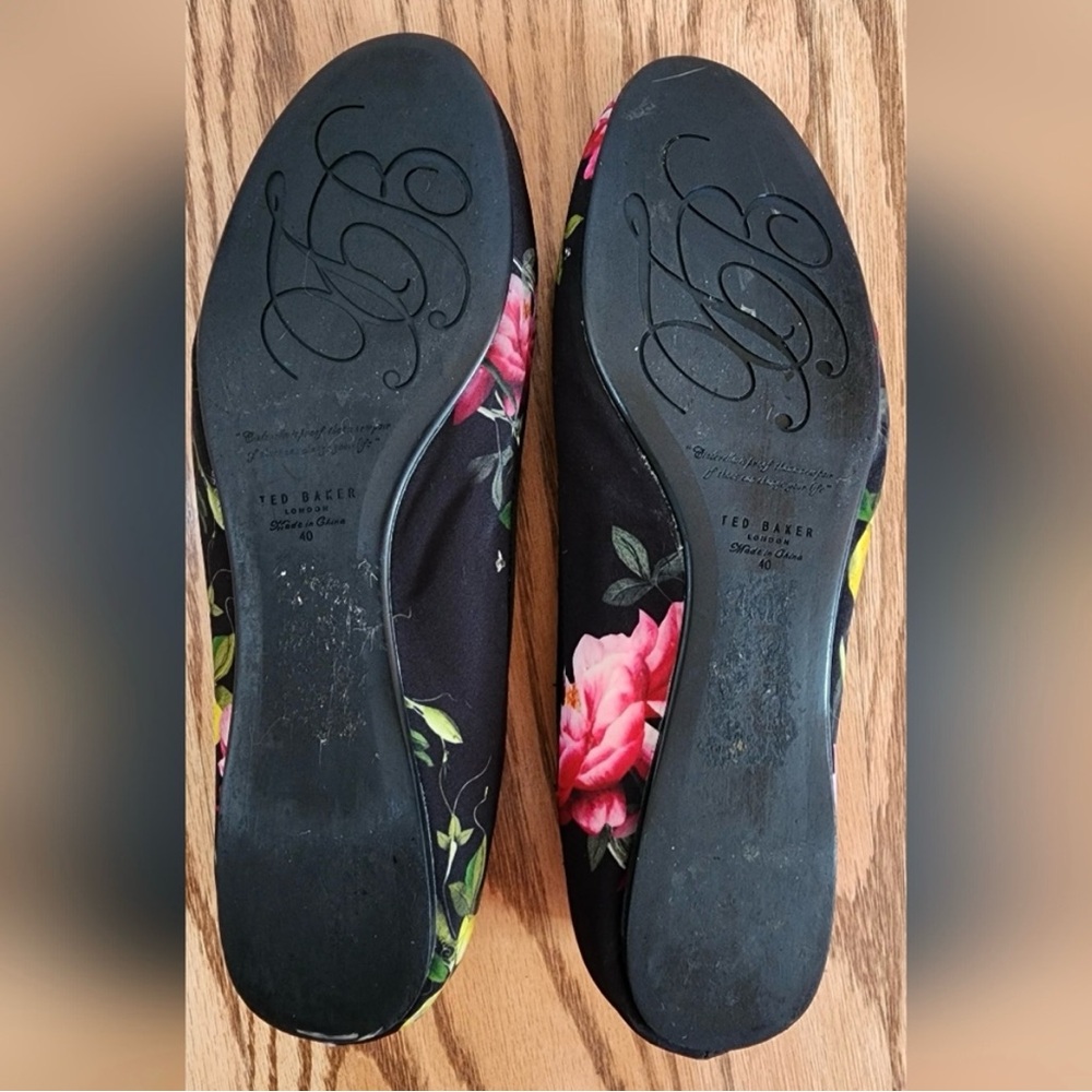 Ted Baker Black and Pink Floral Ballet Flats with Bow - Picture 9 of 9